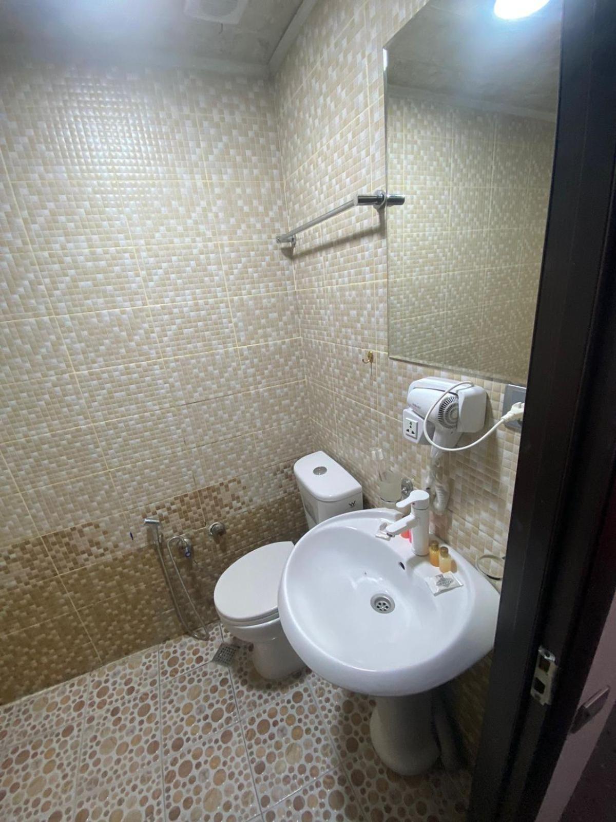 Avi Hotel 바쿠 외부 사진